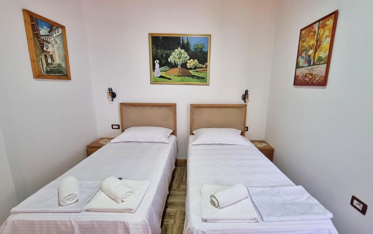 Arben Qemeri Guest House Berat Exterior foto